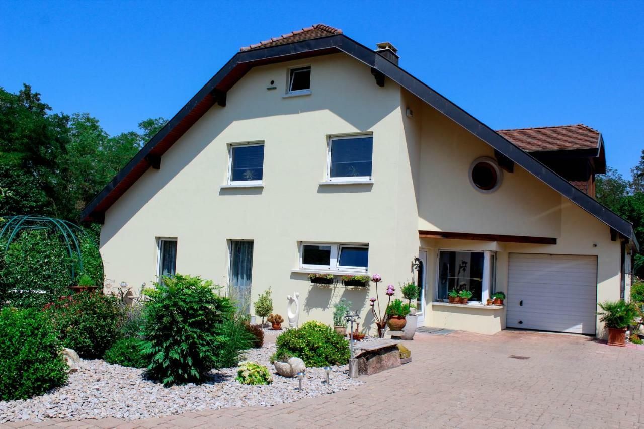 Grosszuegige Helle Ferienwohnung Bis 4 Personen In Chalampe, Elsass Bagian luar foto